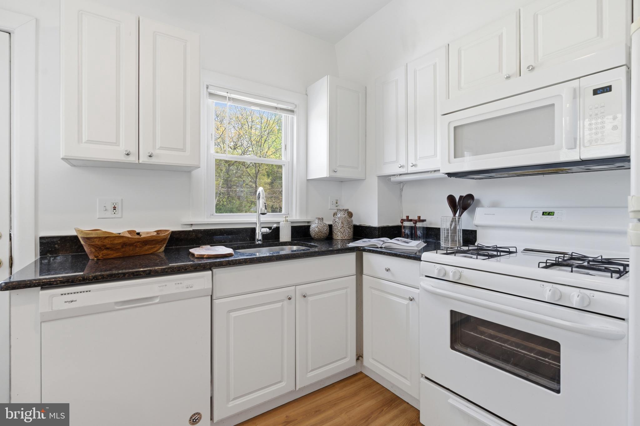 1471 LAWRENCE ROAD