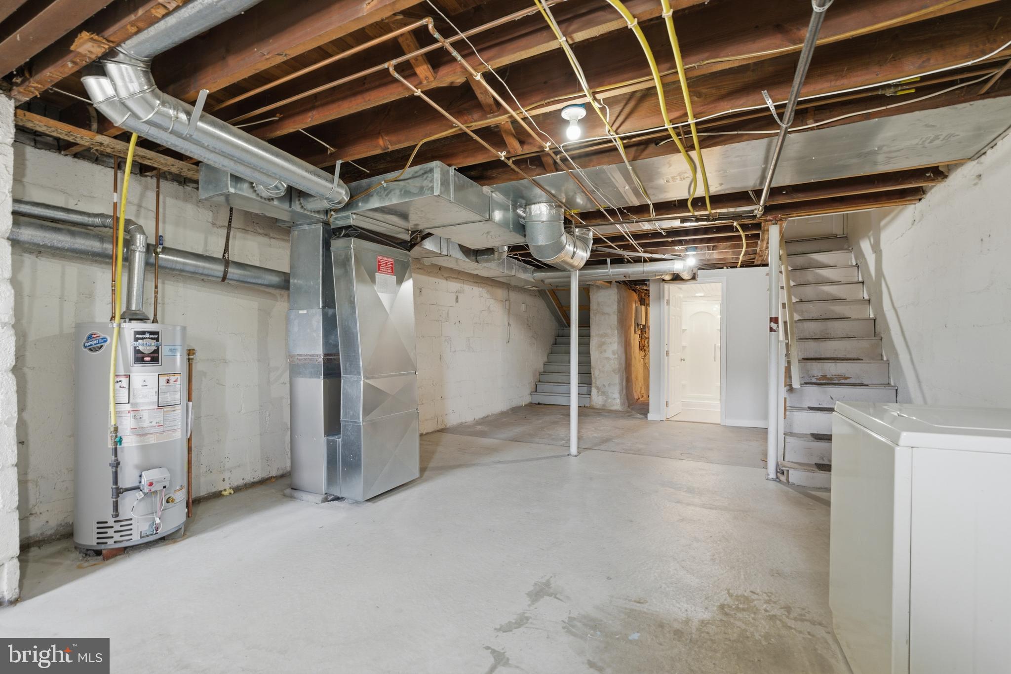 1471 LAWRENCE ROAD