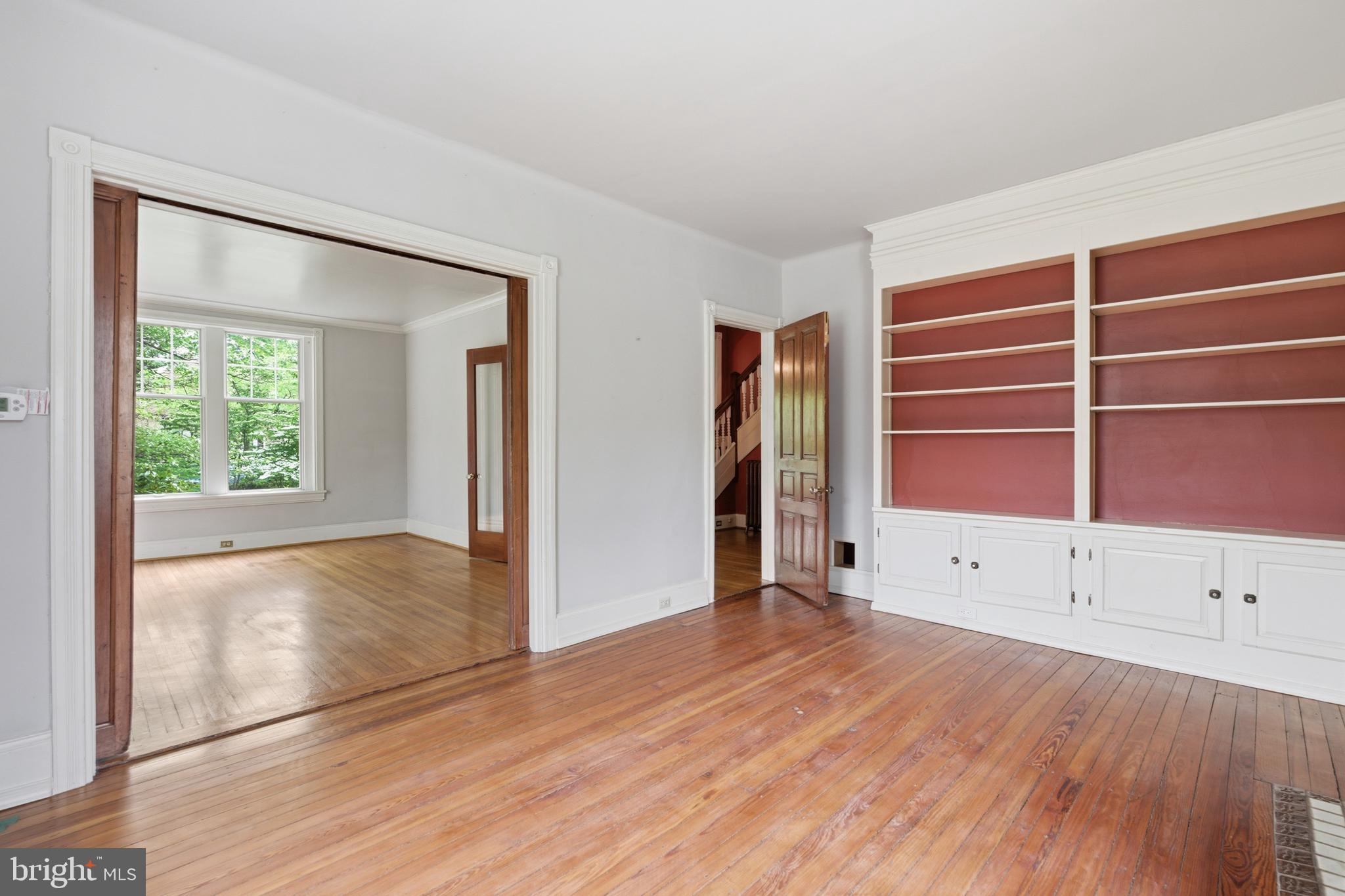 404 OAK LANE