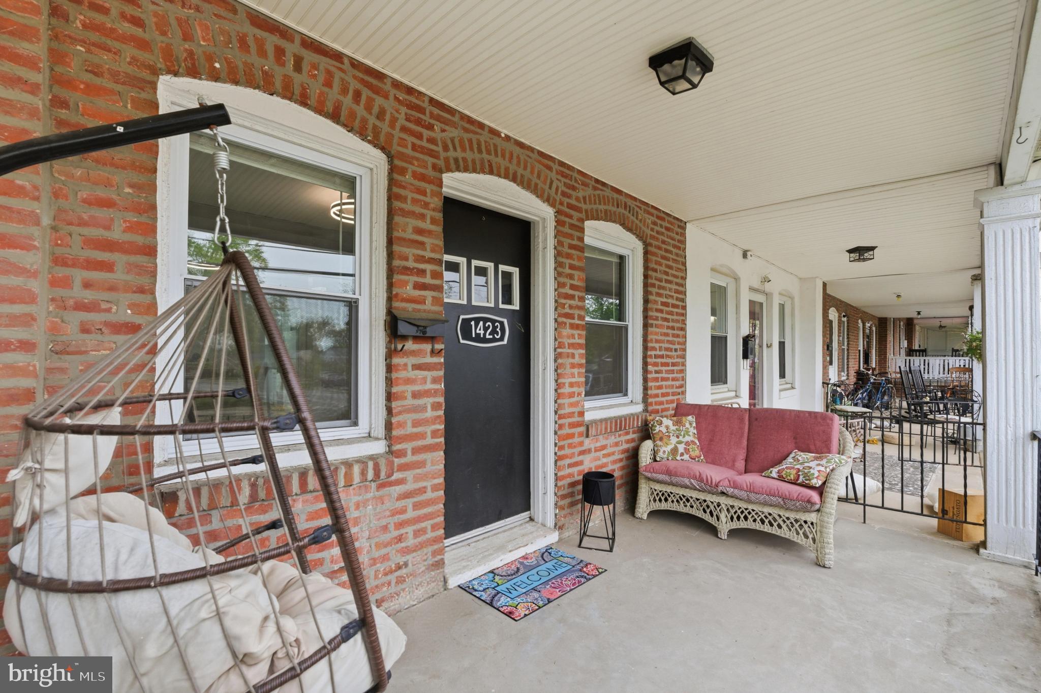 1423 LAWRENCE ROAD