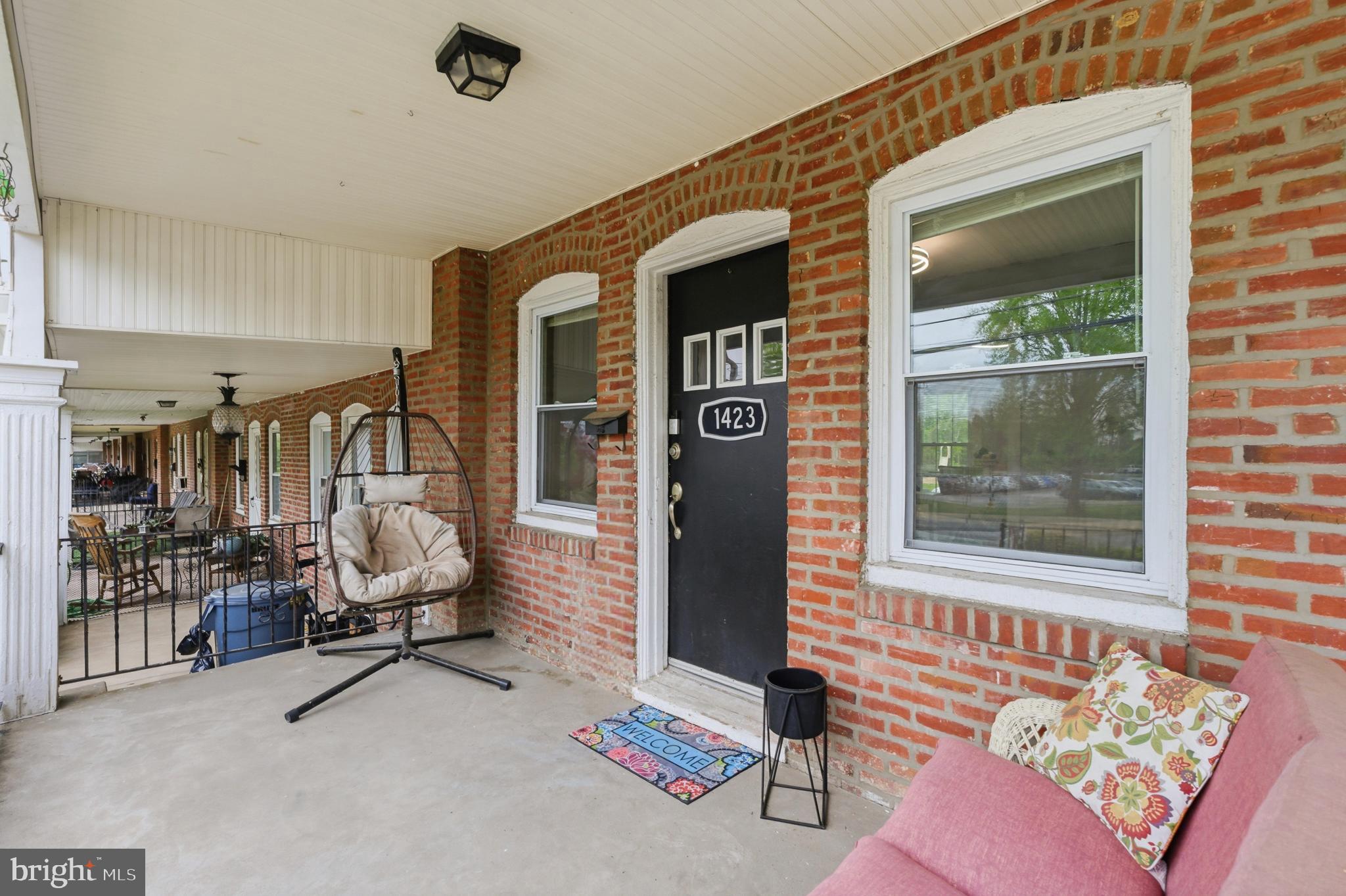 1423 LAWRENCE ROAD