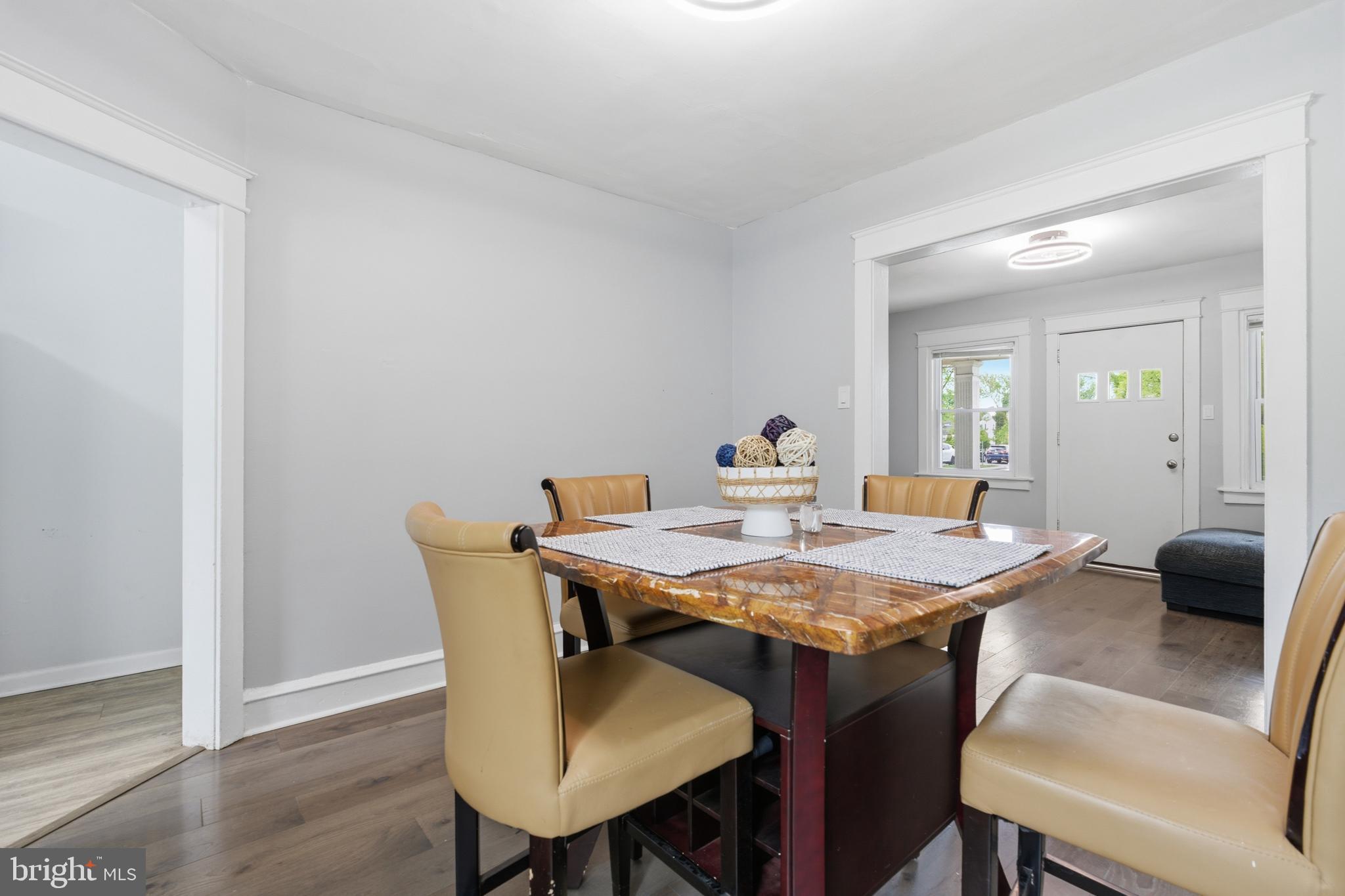 1423 LAWRENCE ROAD