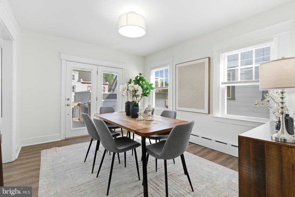 746 OAK VIEW ROAD