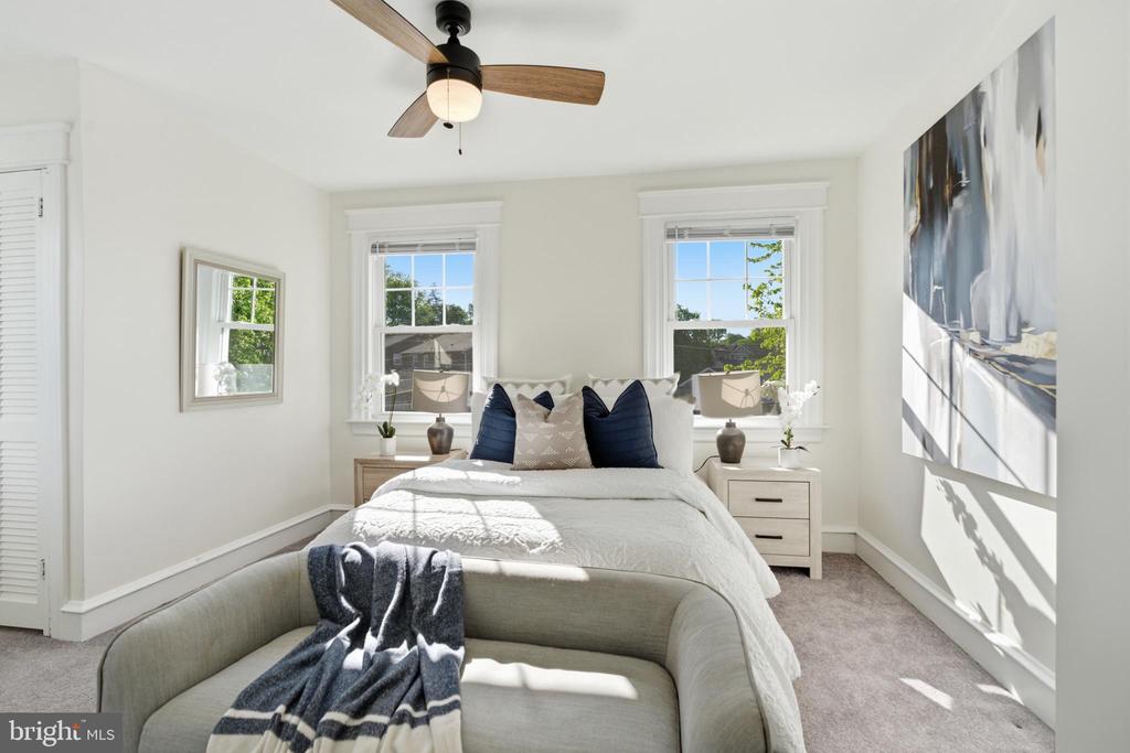 746 OAK VIEW ROAD