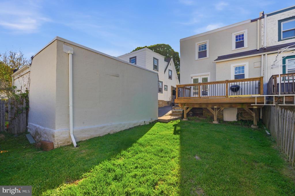 746 OAK VIEW ROAD