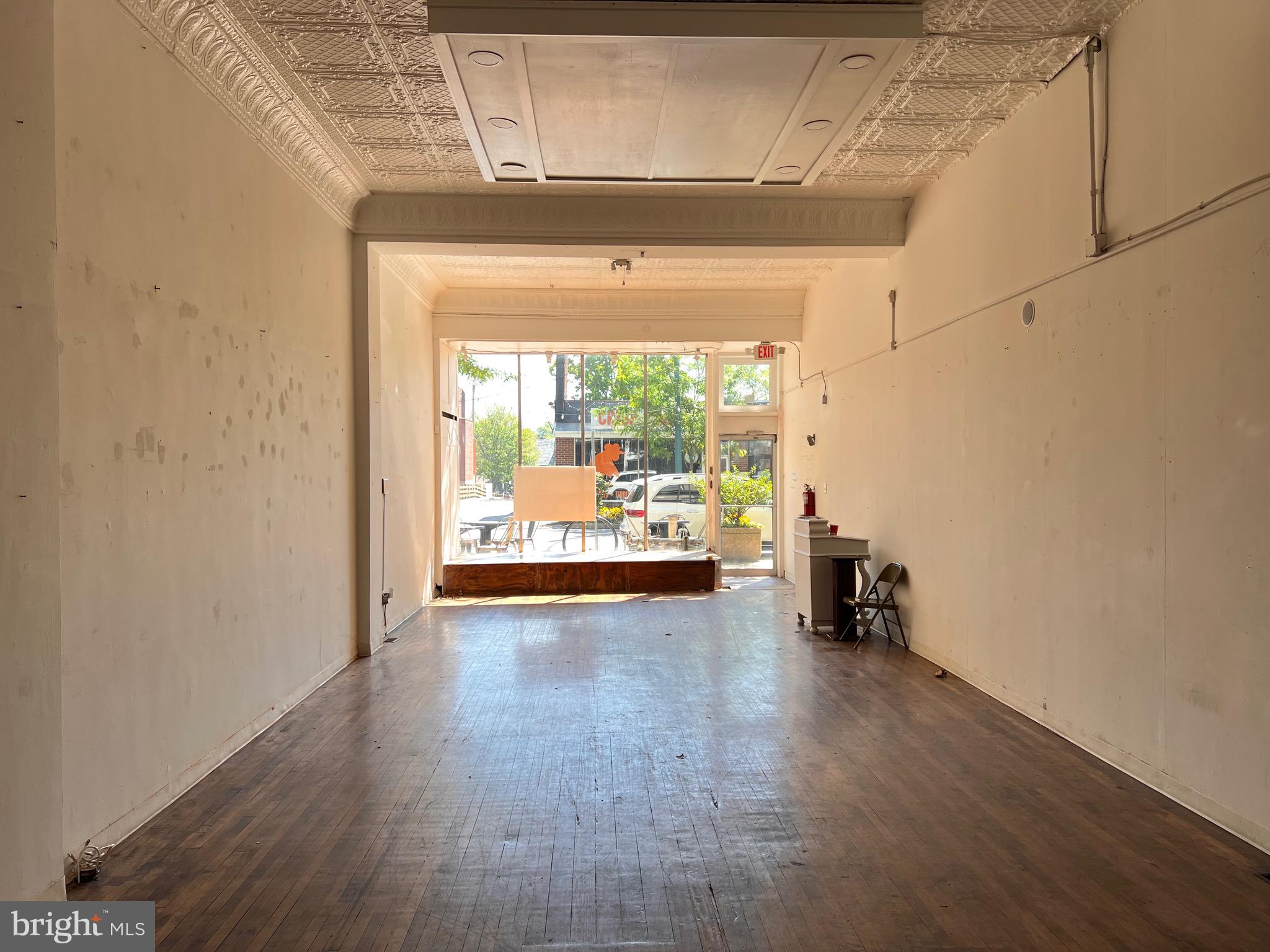 26 N LANSDOWNE AVENUE