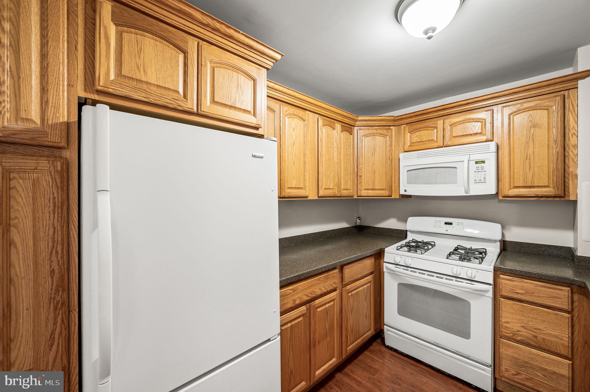 1030 E LANCASTER AVENUE 622
