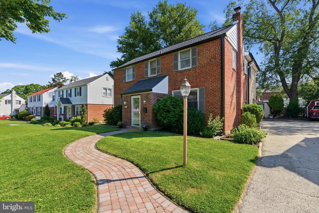 415 BRENTWOOD ROAD
