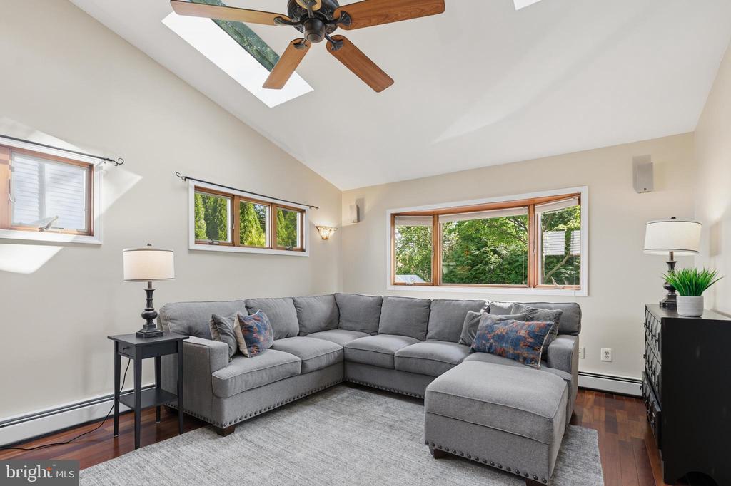 415 BRENTWOOD ROAD