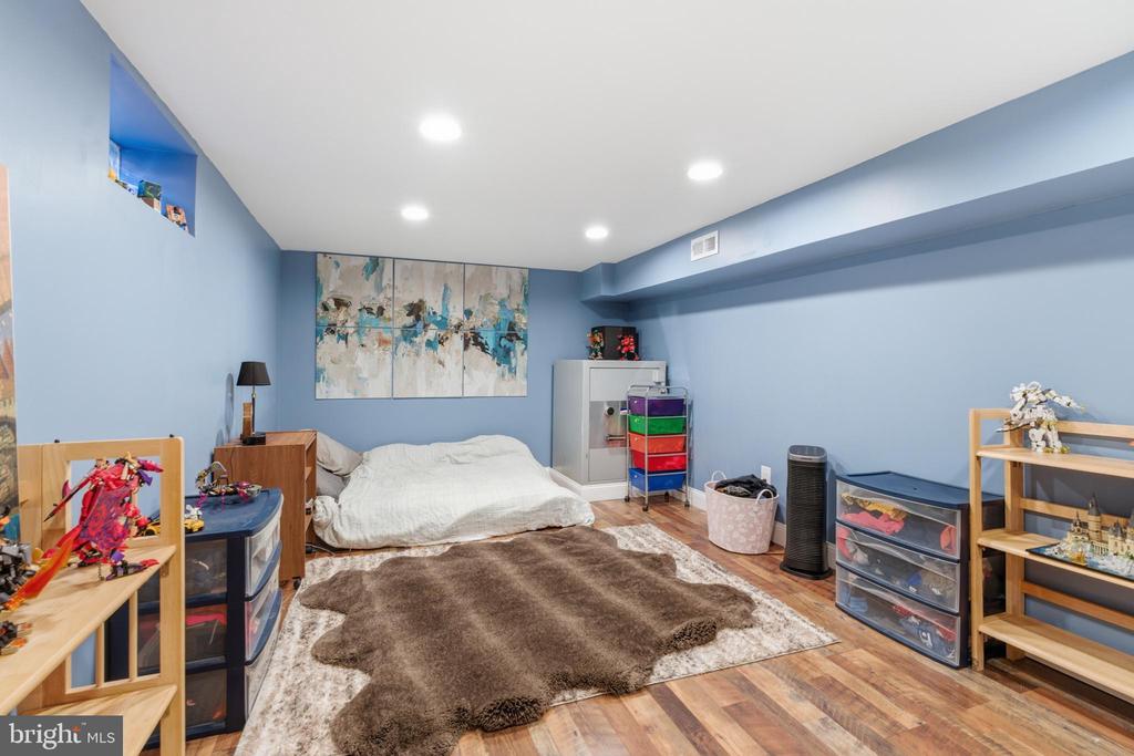 415 BRENTWOOD ROAD