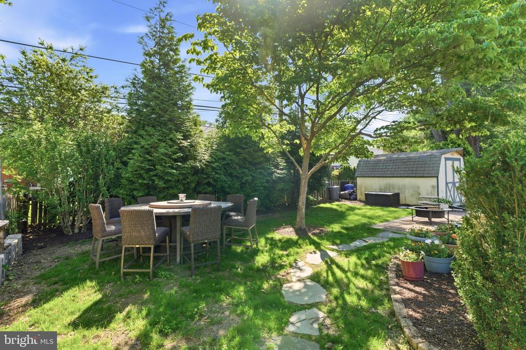 415 BRENTWOOD ROAD