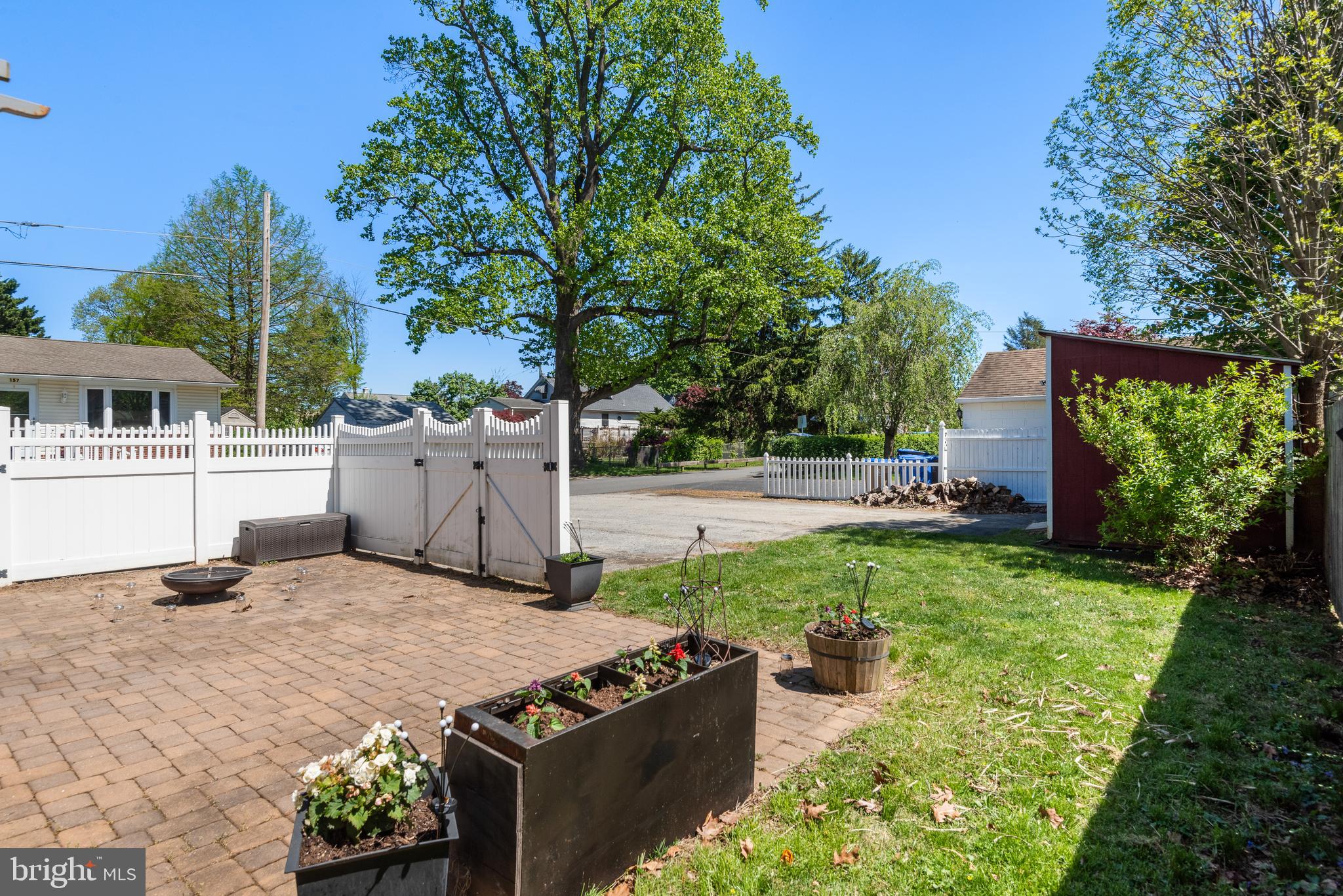 201 3RD AVENUE