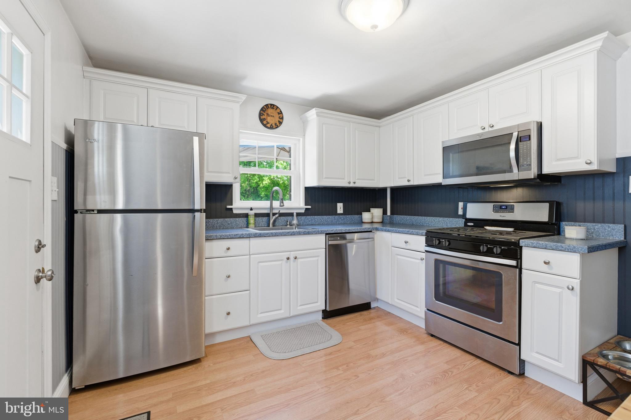 514 HINKSON BOULEVARD