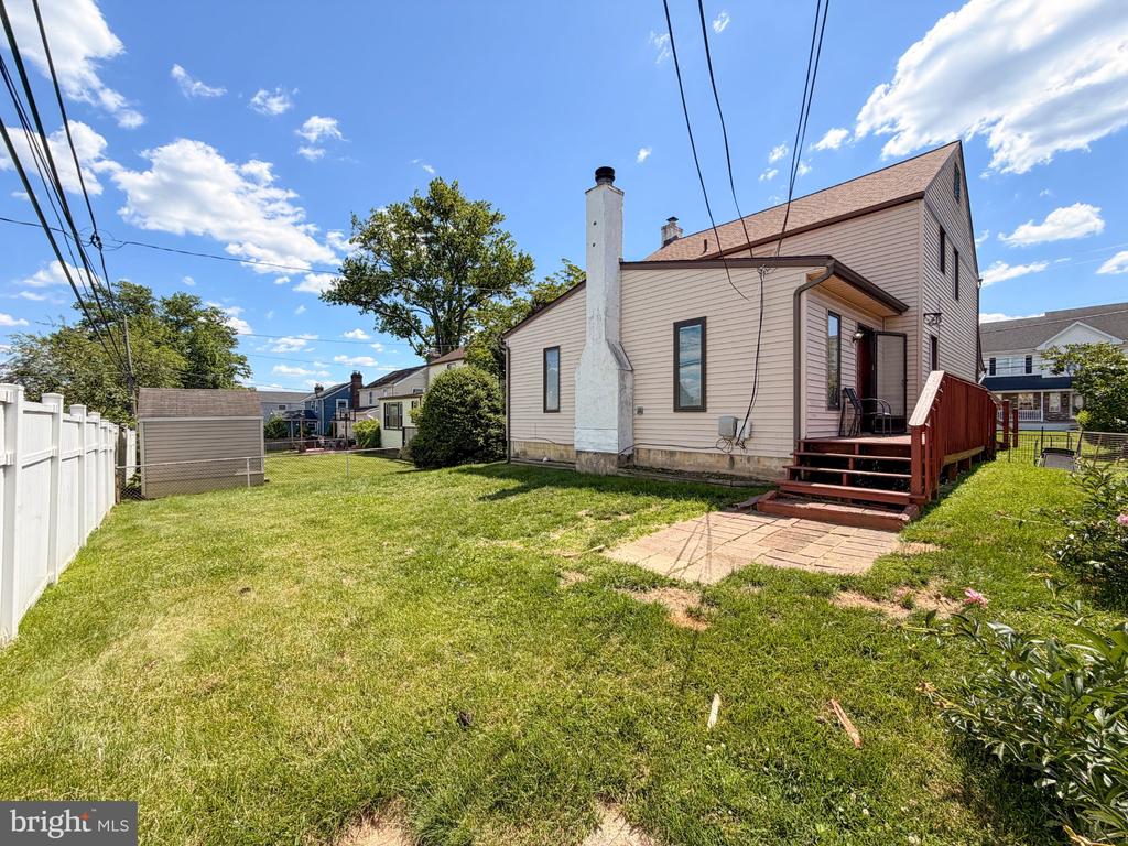 646 AMOSLAND ROAD