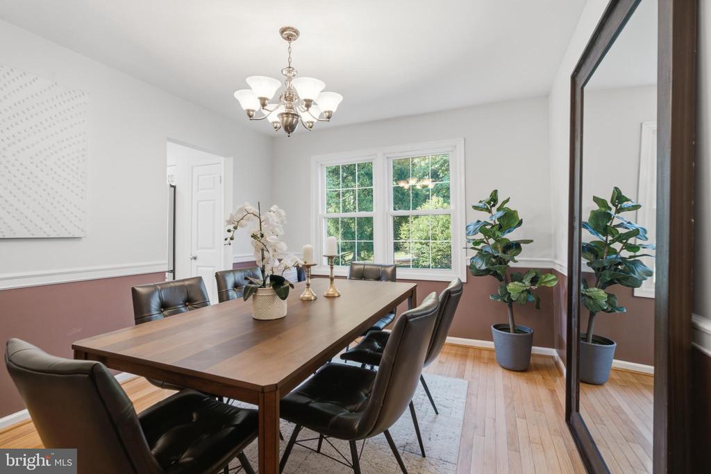305 SAINT ANDREWS DRIVE