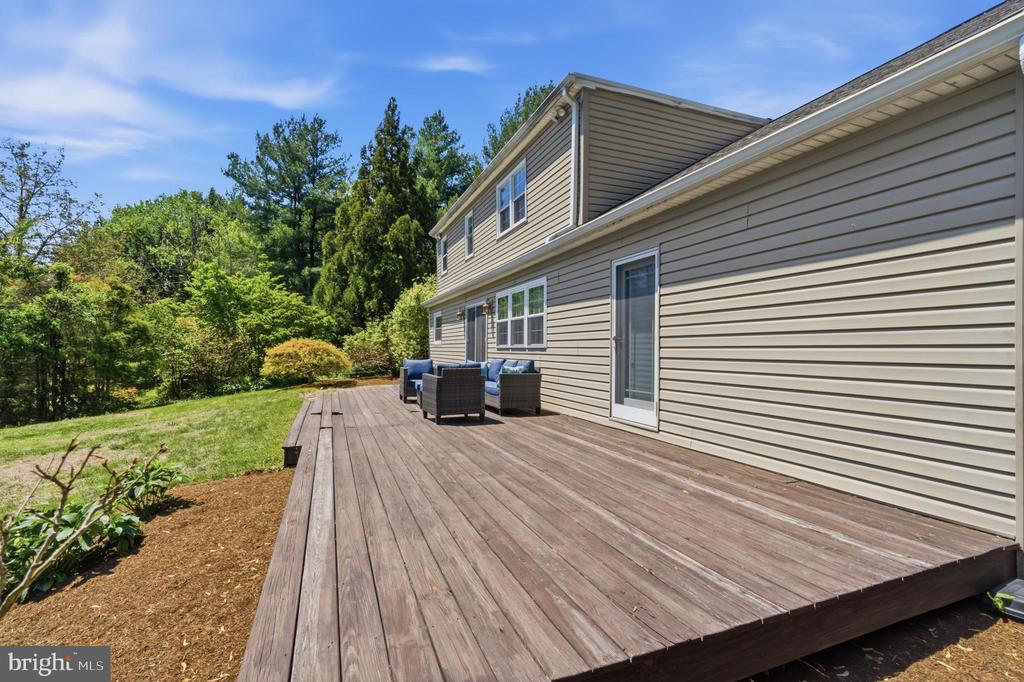 305 SAINT ANDREWS DRIVE