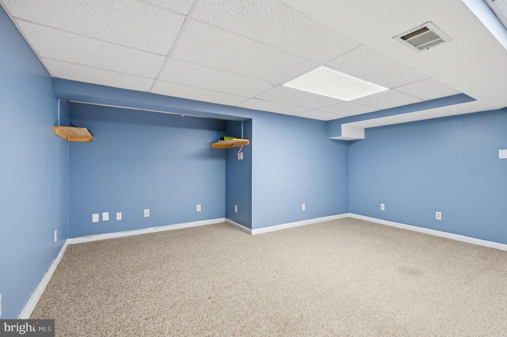 305 SAINT ANDREWS DRIVE