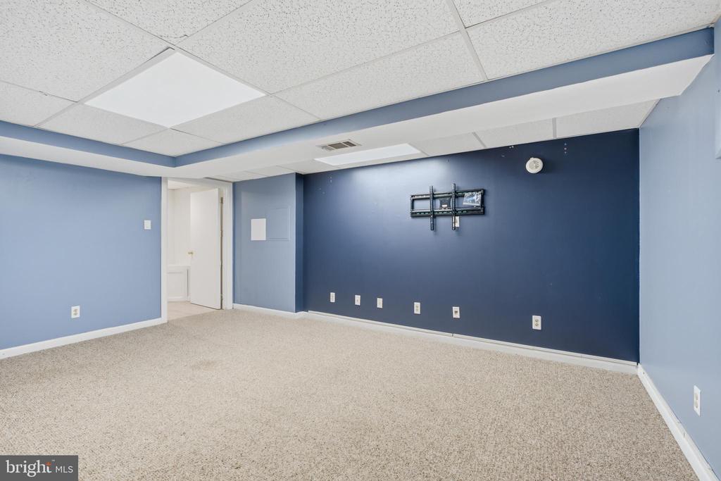 305 SAINT ANDREWS DRIVE