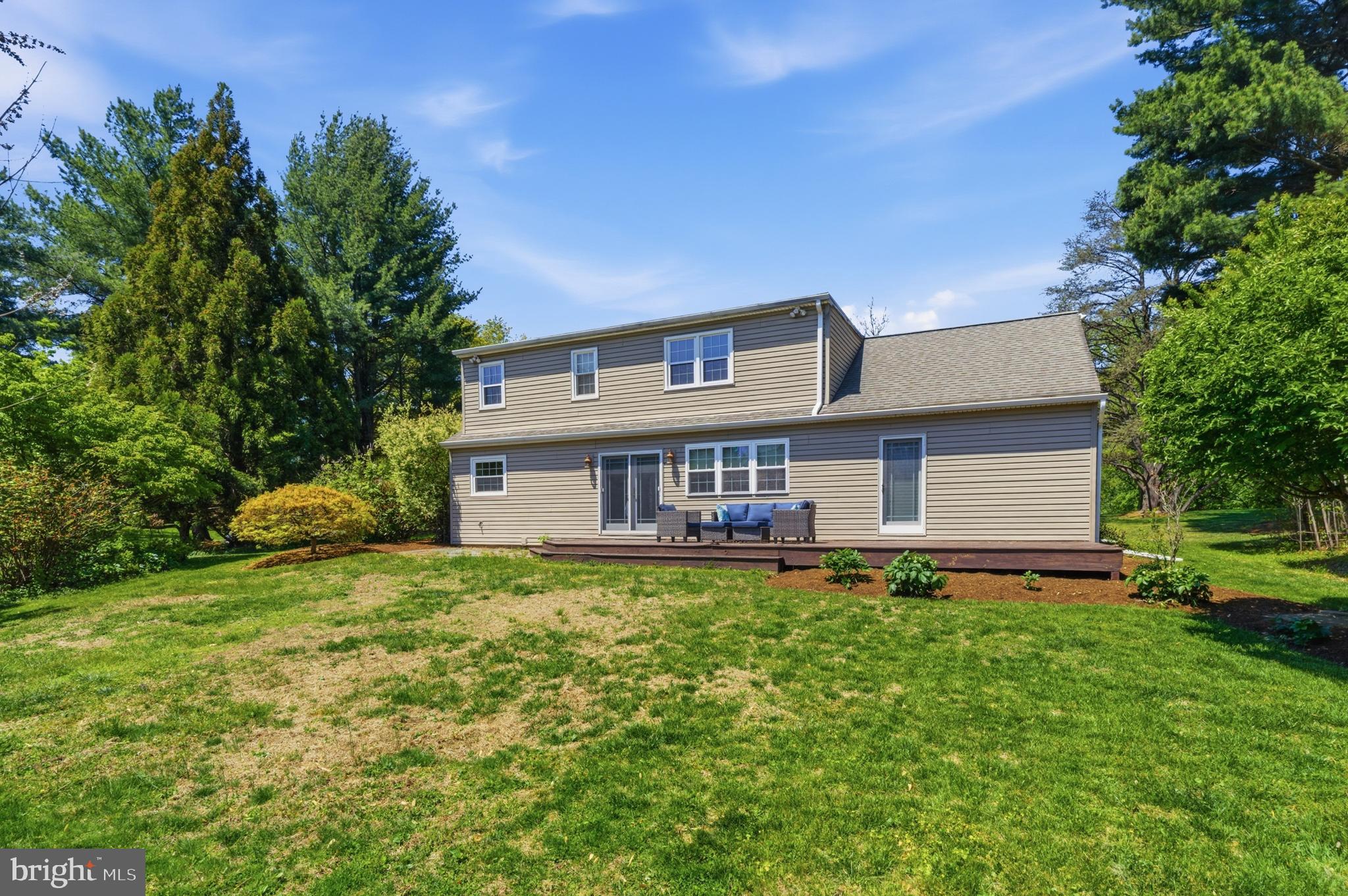 305 SAINT ANDREWS DRIVE
