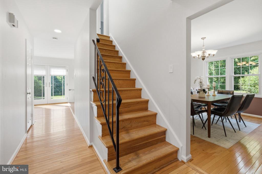 305 SAINT ANDREWS DRIVE