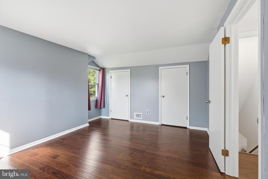 305 SAINT ANDREWS DRIVE