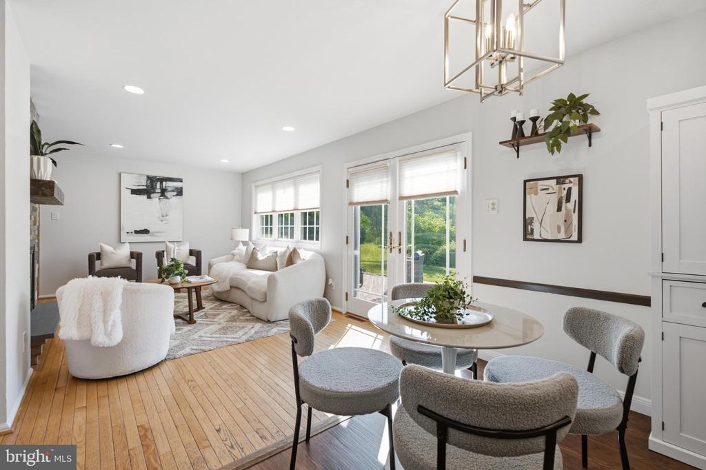 305 SAINT ANDREWS DRIVE
