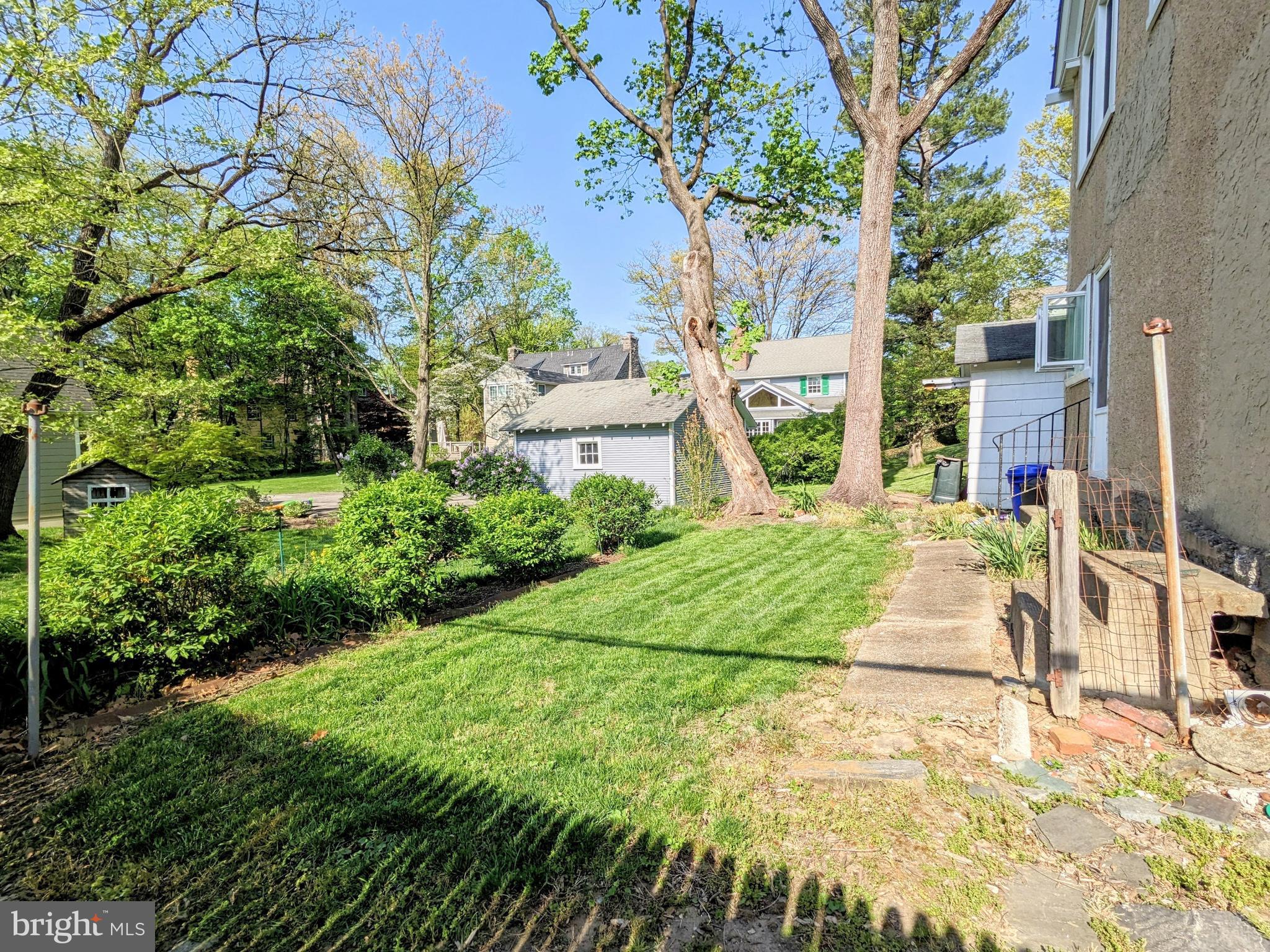 920 E RAILROAD AVENUE A