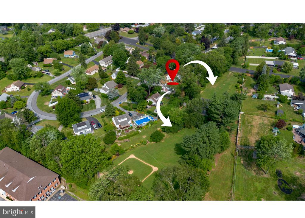 30 MEADOWBROOK LANE