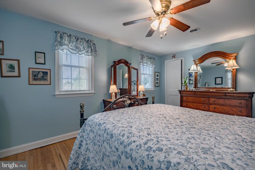 213 OXFORD HILL LANE