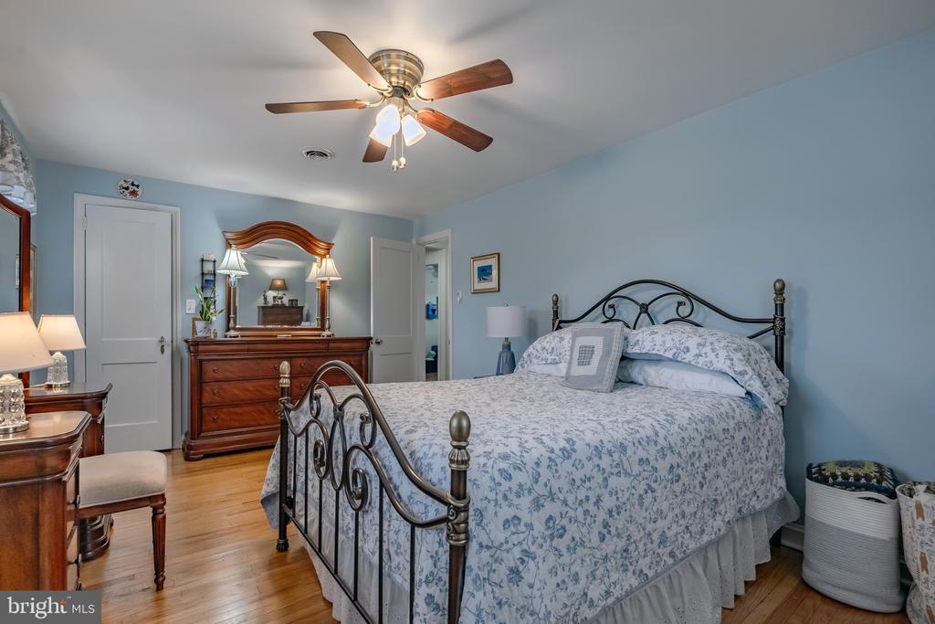 213 OXFORD HILL LANE
