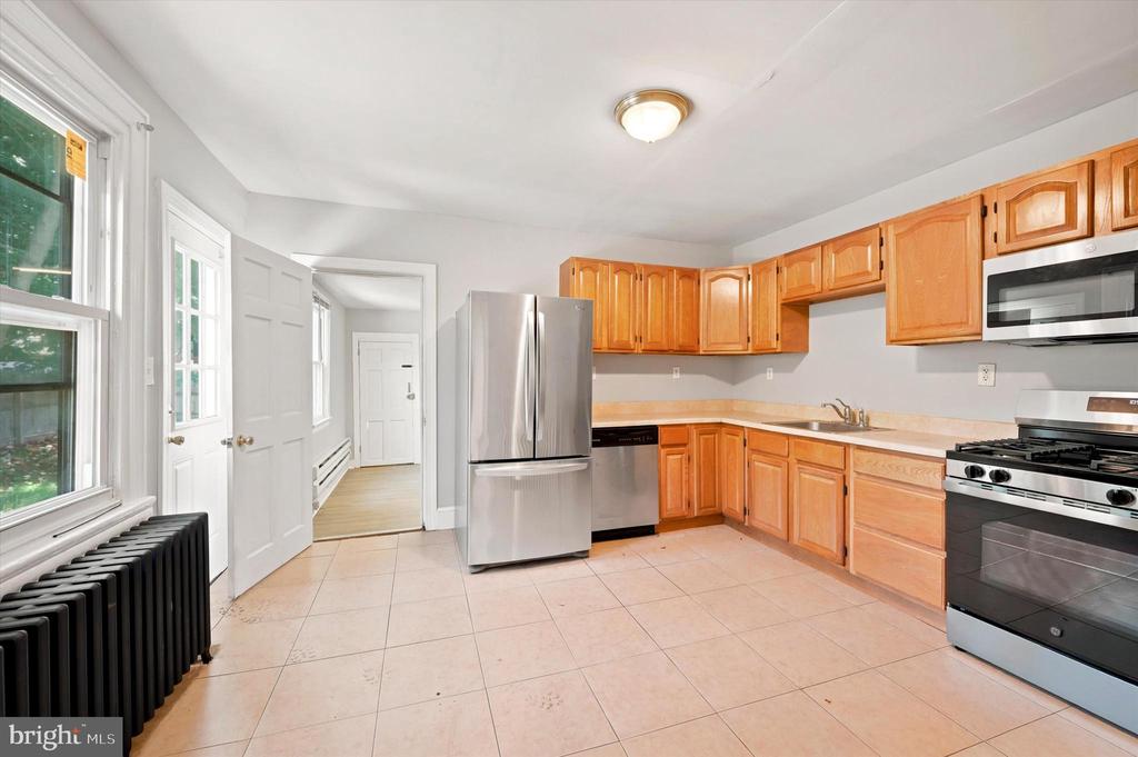 729 HAVERFORD ROAD