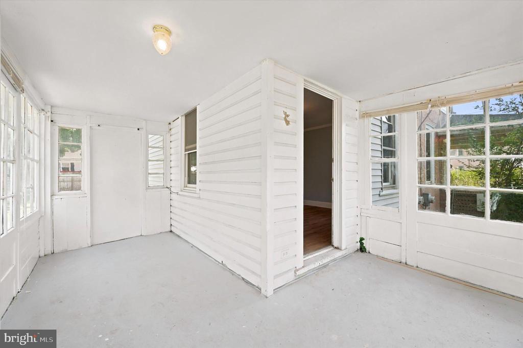 729 HAVERFORD ROAD