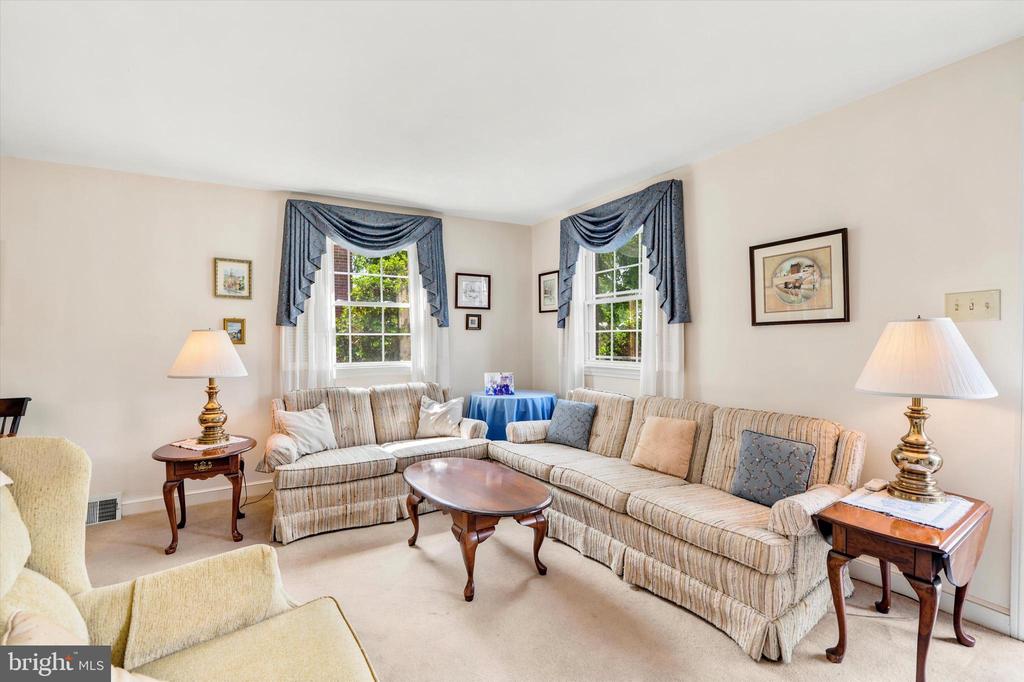 204 FLINTLOCK ROAD