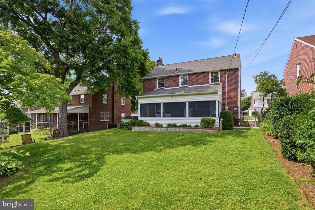 204 FLINTLOCK ROAD