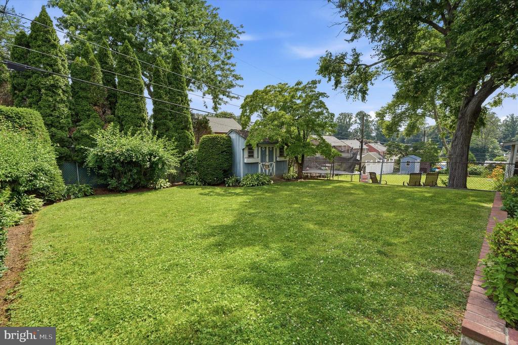204 FLINTLOCK ROAD
