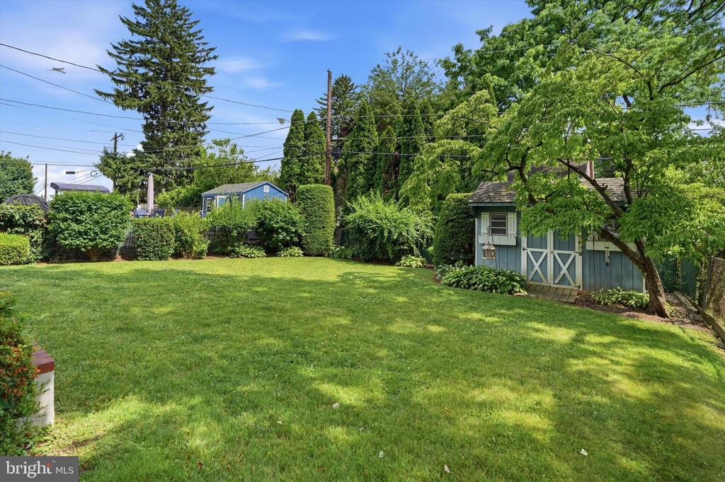 204 FLINTLOCK ROAD