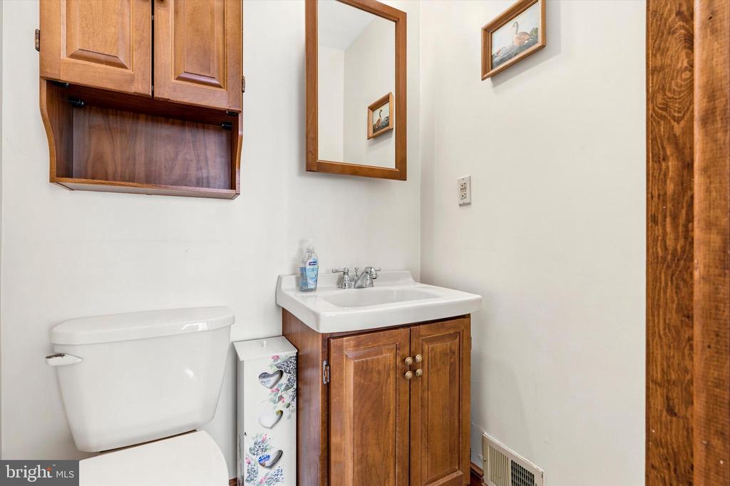 204 FLINTLOCK ROAD