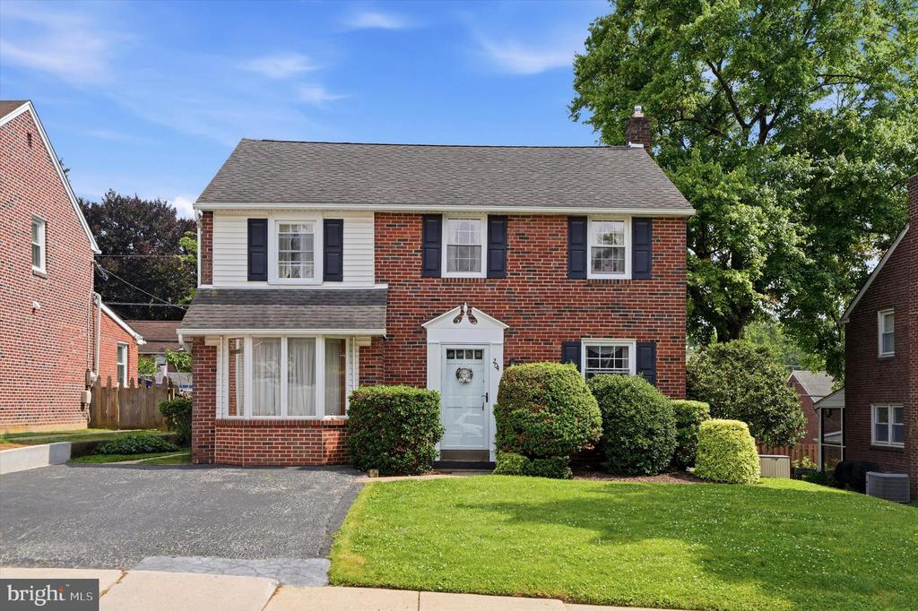 204 FLINTLOCK ROAD