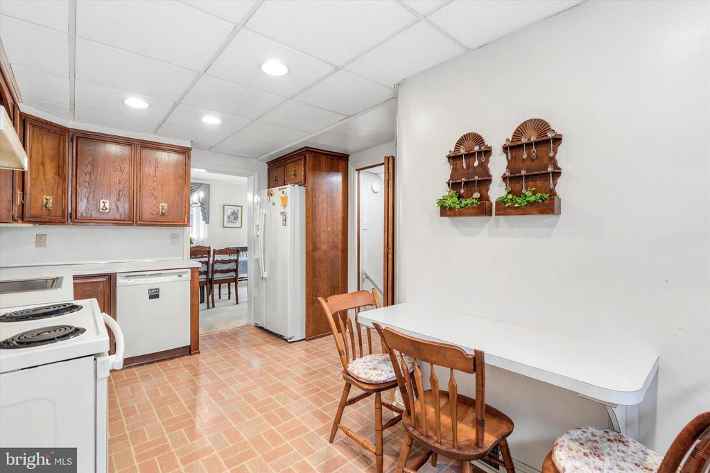 204 FLINTLOCK ROAD