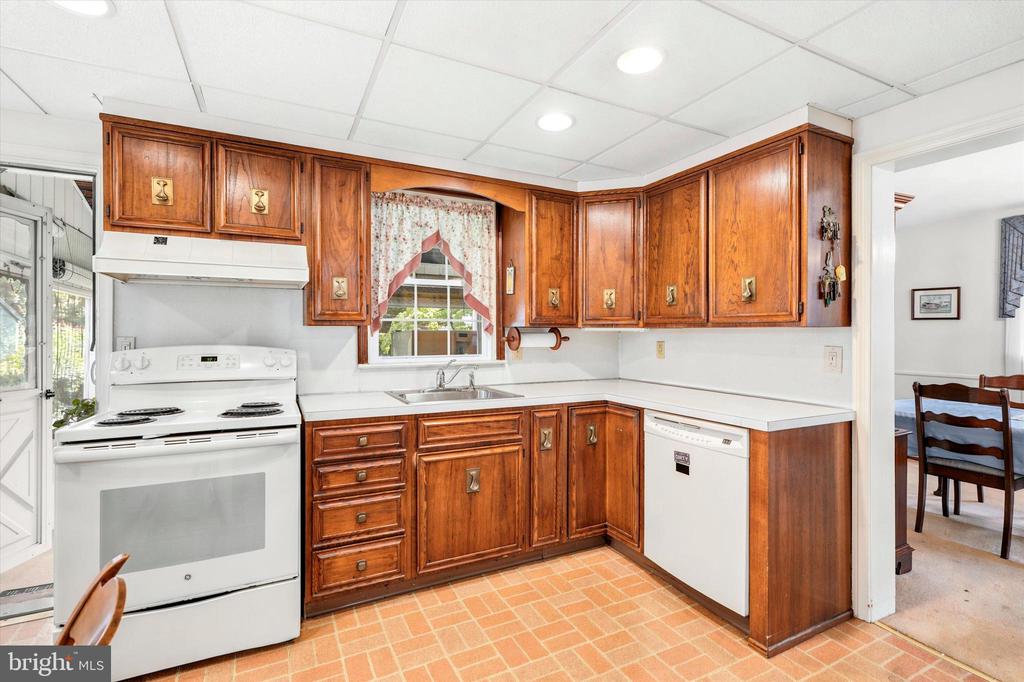 204 FLINTLOCK ROAD