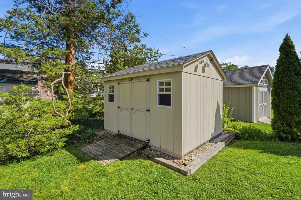 113 LOMBARDY DRIVE