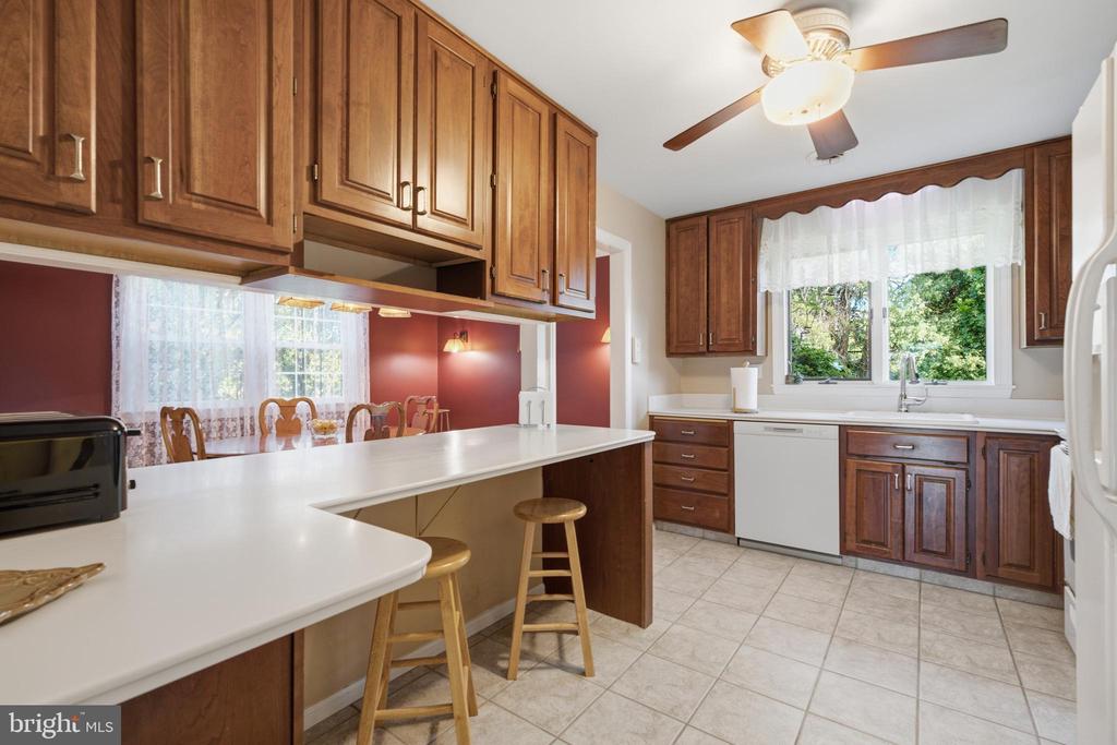 113 LOMBARDY DRIVE