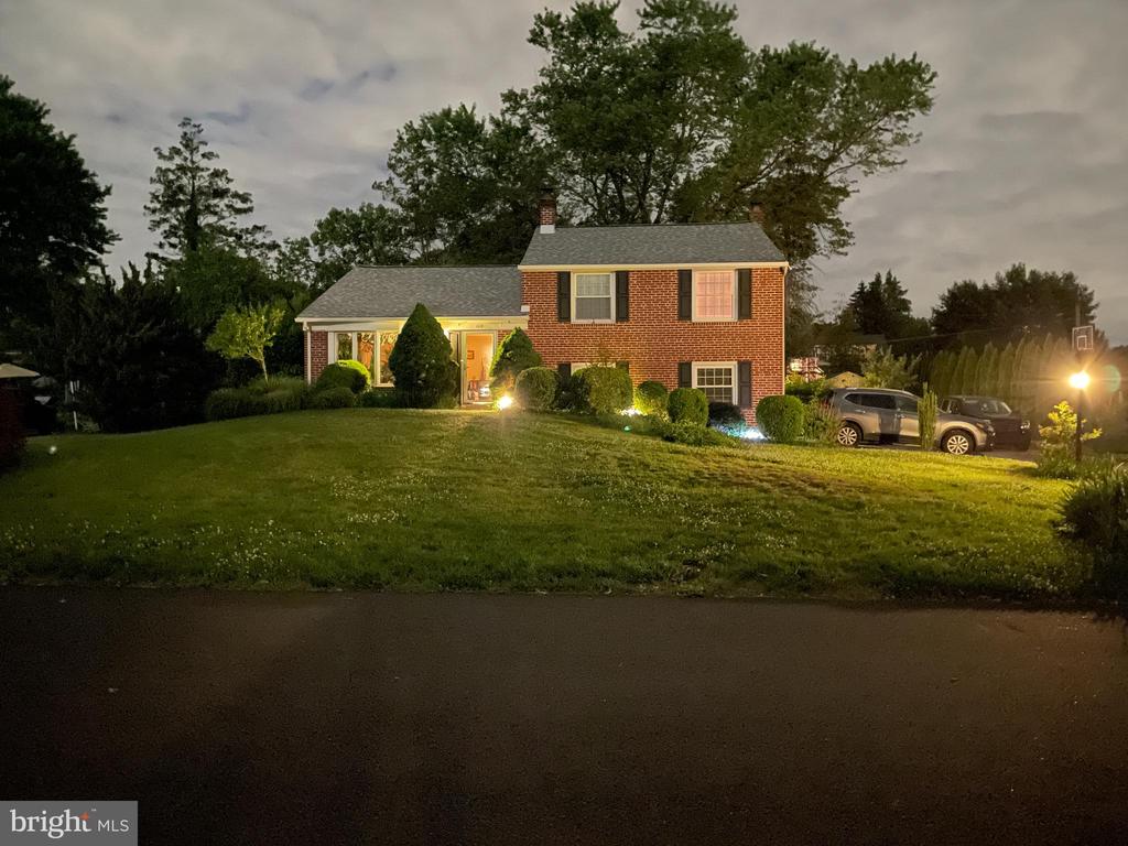113 LOMBARDY DRIVE