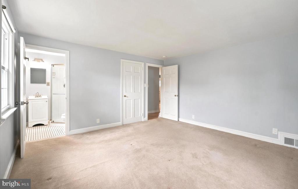2434 MERWOOD LANE