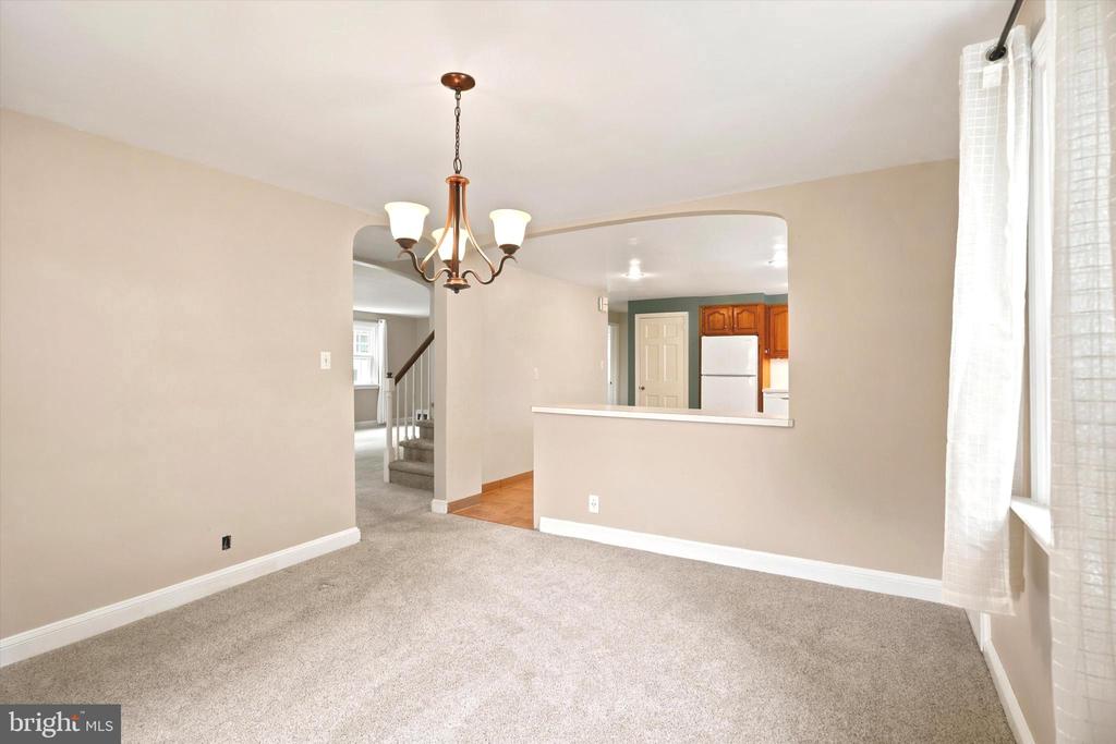 2434 MERWOOD LANE