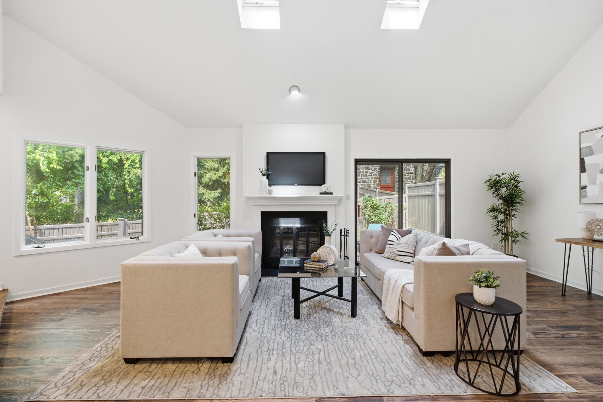 138 MONTROSE AVENUE 26