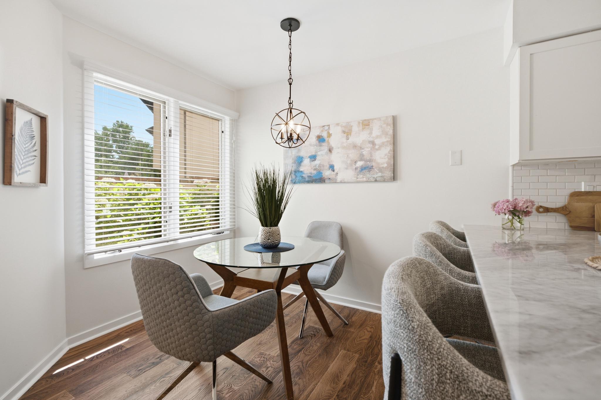 138 MONTROSE AVENUE 26