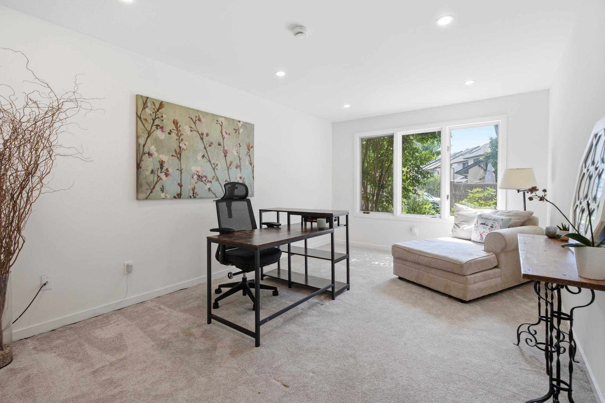 138 MONTROSE AVENUE 26