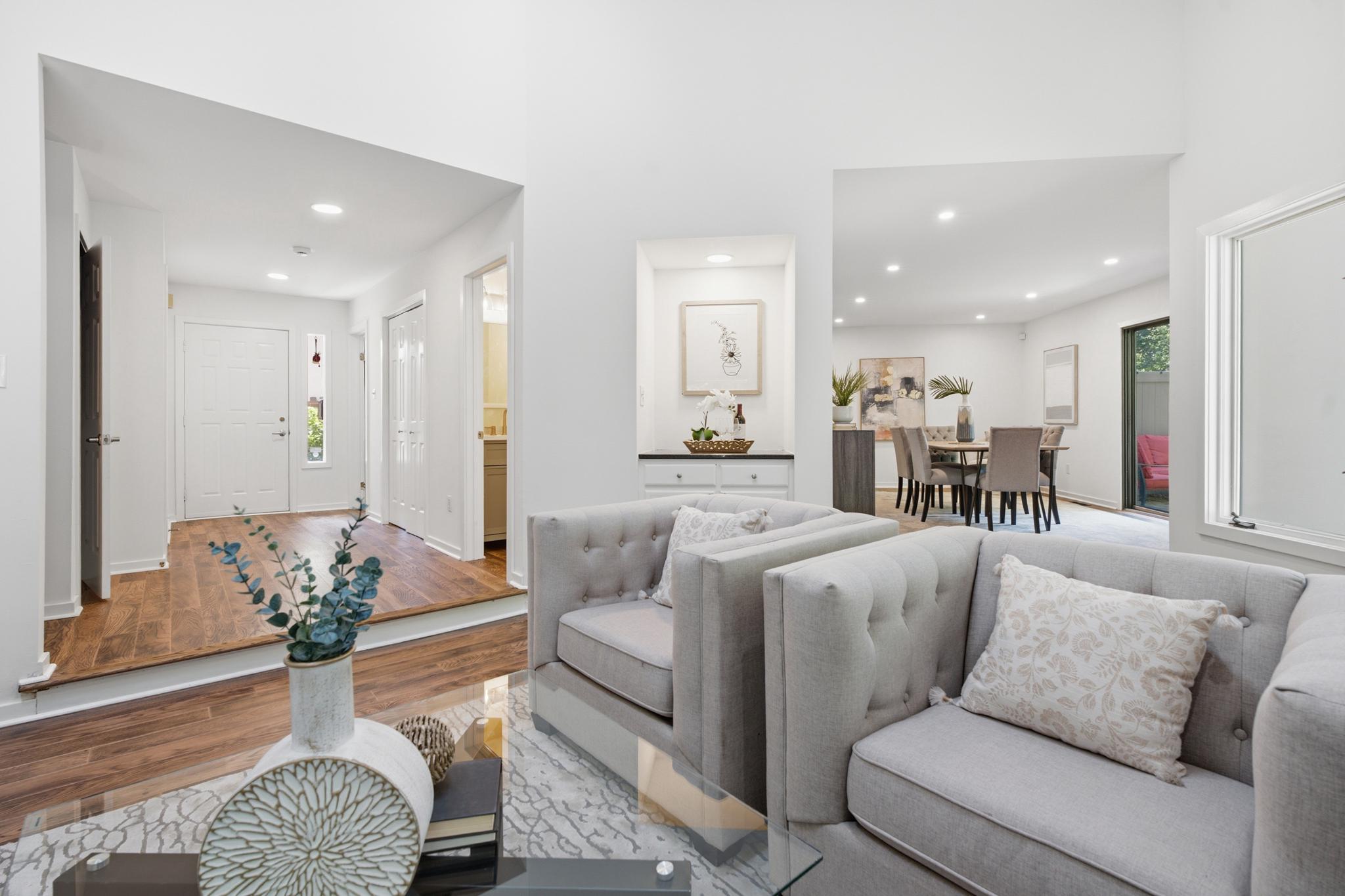 138 MONTROSE AVENUE 26