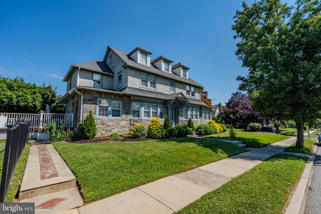 900 CHILDS AVENUE
